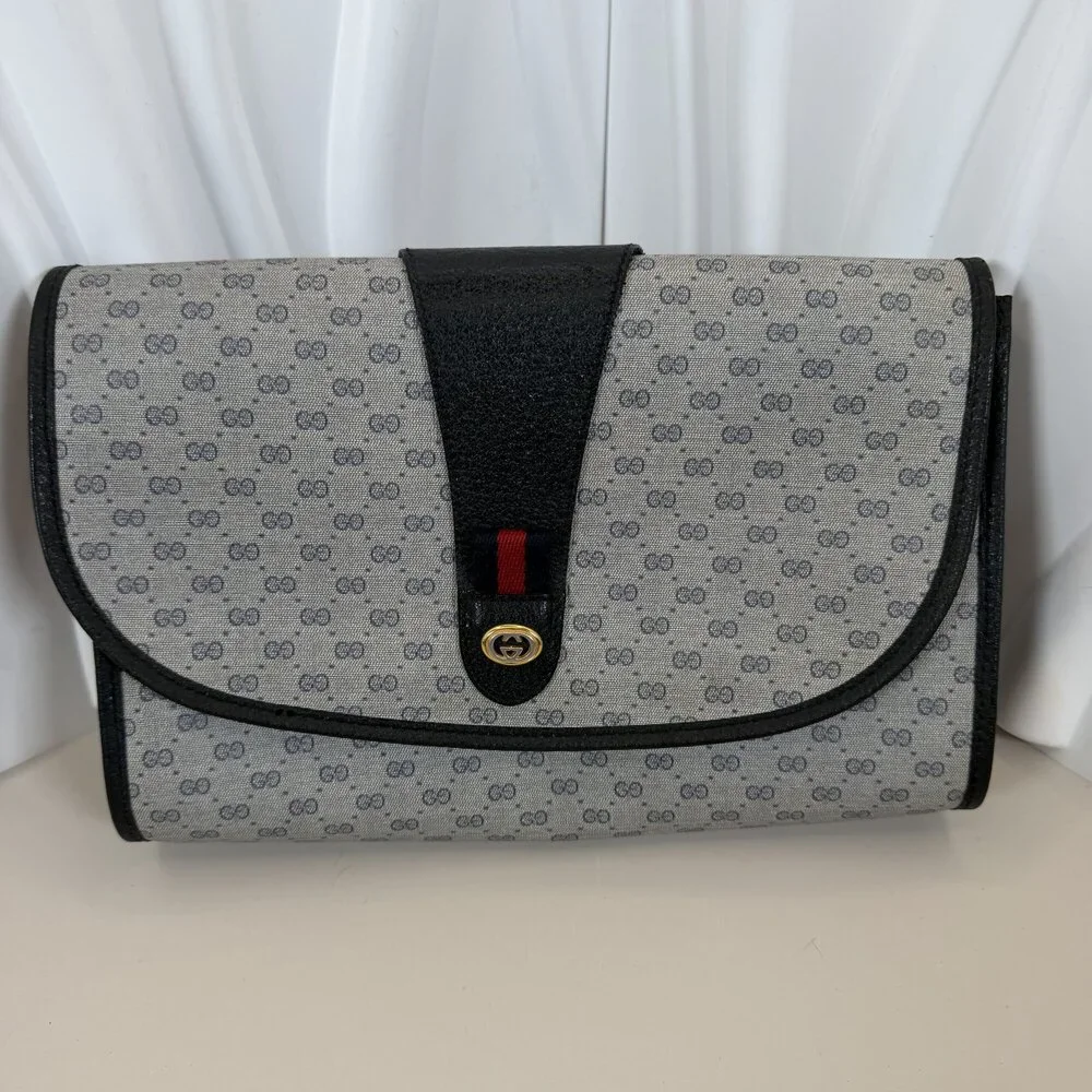 Gucci Micro GG Supreme Sherry Line Clutch Bag